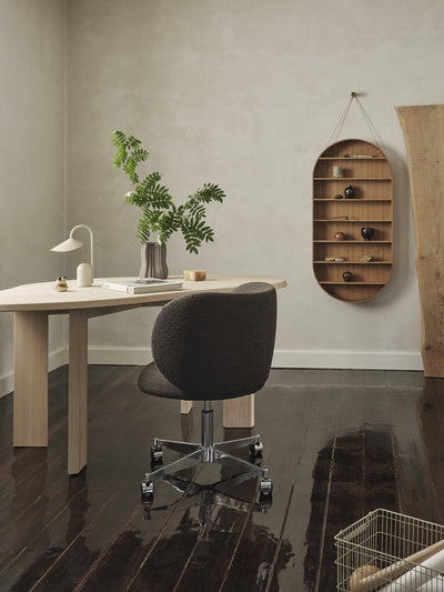 ferm lIVING Tarn Desk lifestyle office #colour_white-oiled-beech