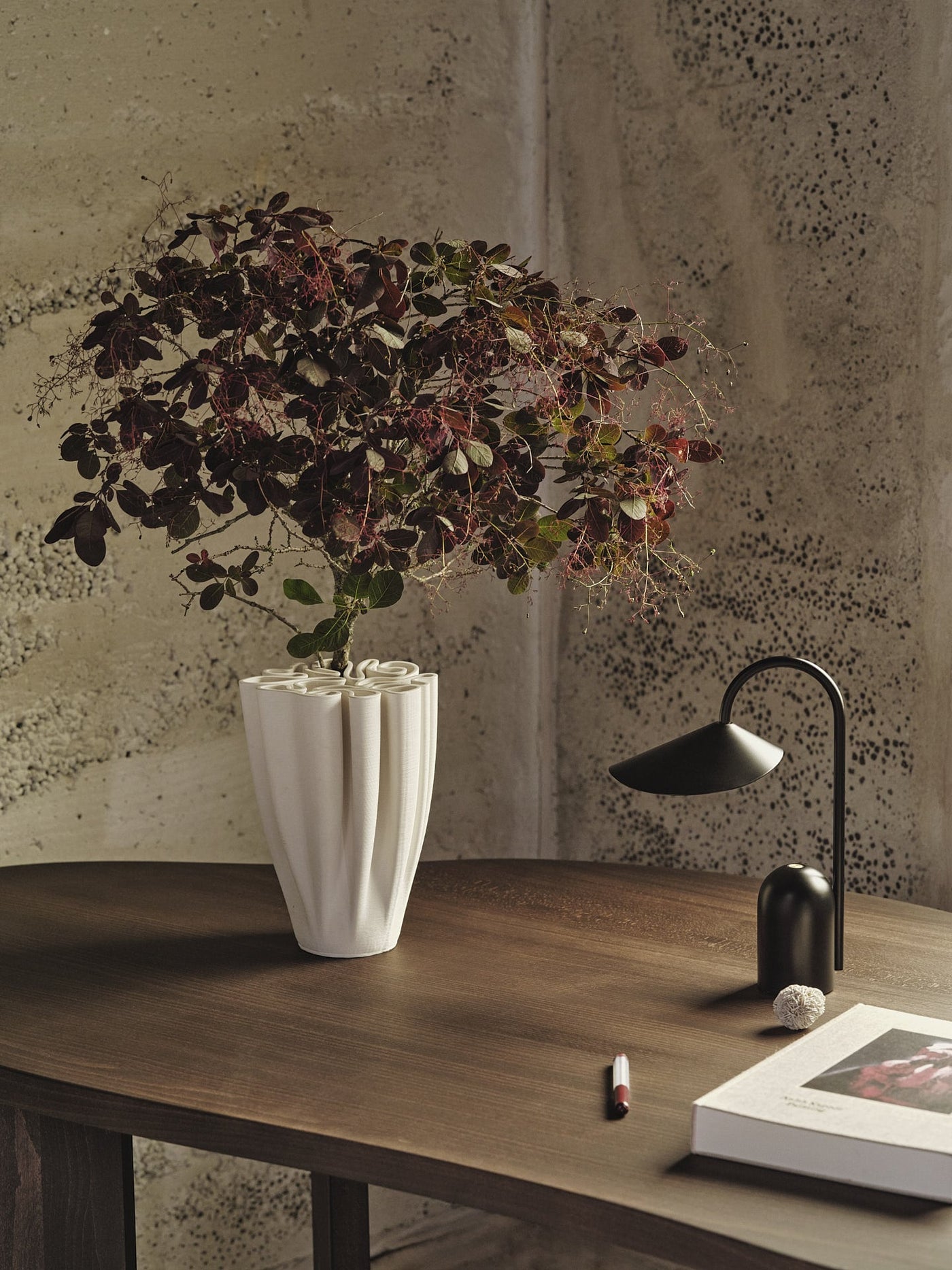 ferm lIVING Tarn Desk lifestyle detail #colour_dark-stained-beech