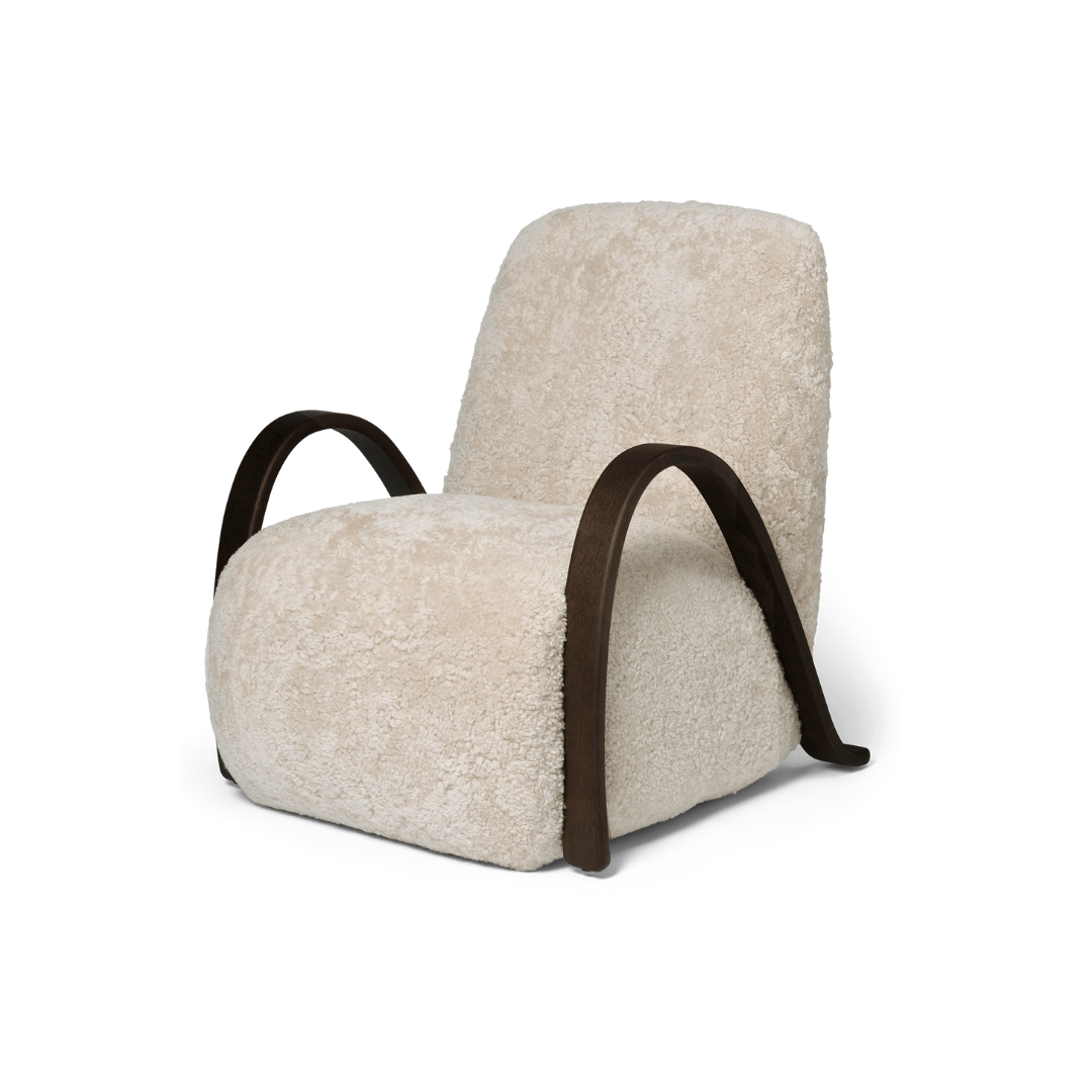 Buur Lounge Chair side view #colour_sheepskin-moonlight