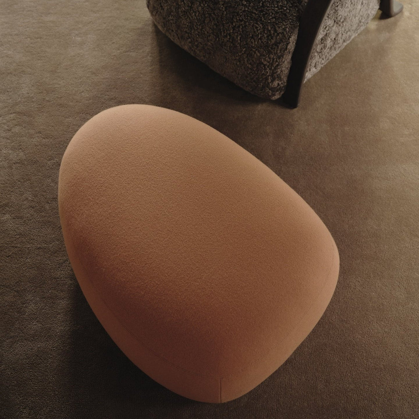 Ferm LIVING Rico Lounger Pouf lifestyle detail #colour_tonus-464