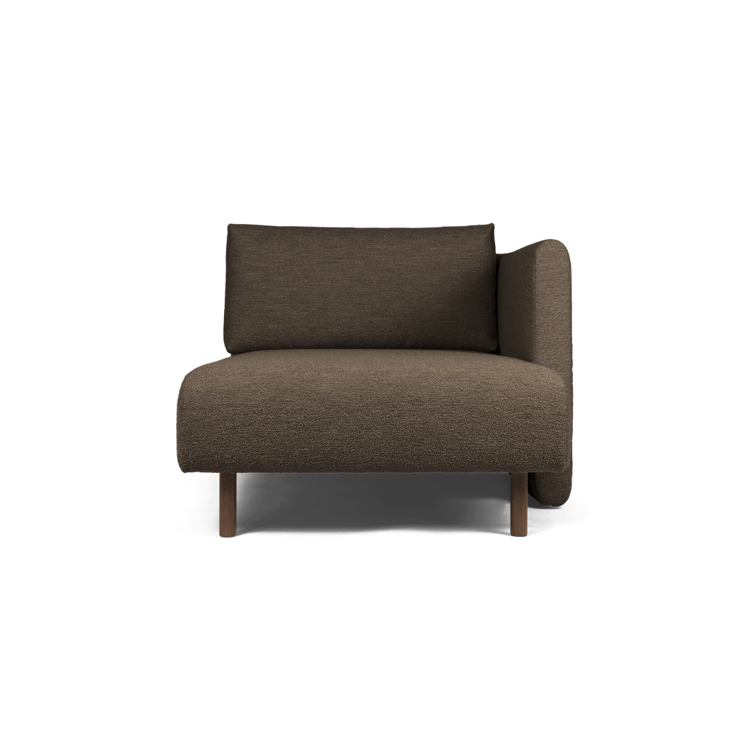 fermLIVING_SS24_DaseSofaChaiseLoungeModuleRight_SoftBoucleDarkBrown wooden leg #module_dase-chaise-longue-right