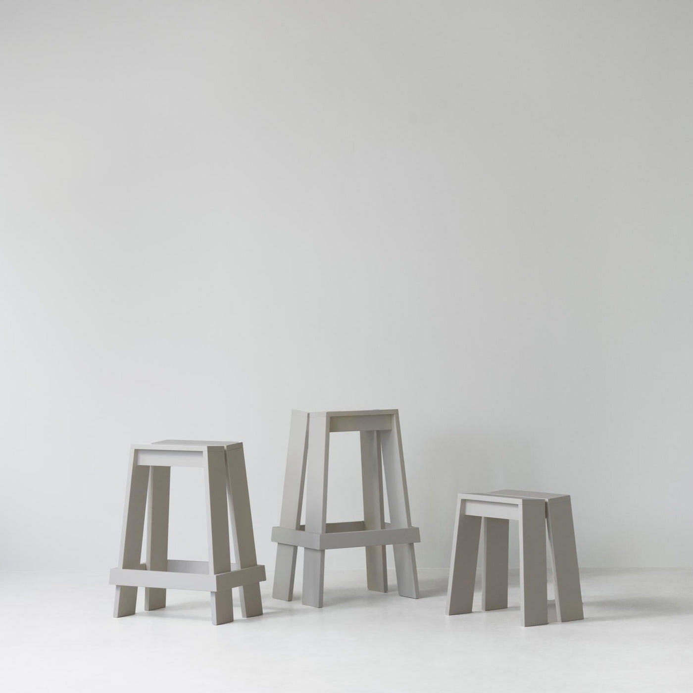 2024_Let_Stool_Let_Barstool_Light_Grey_Group_01_2 #colour_light-grey